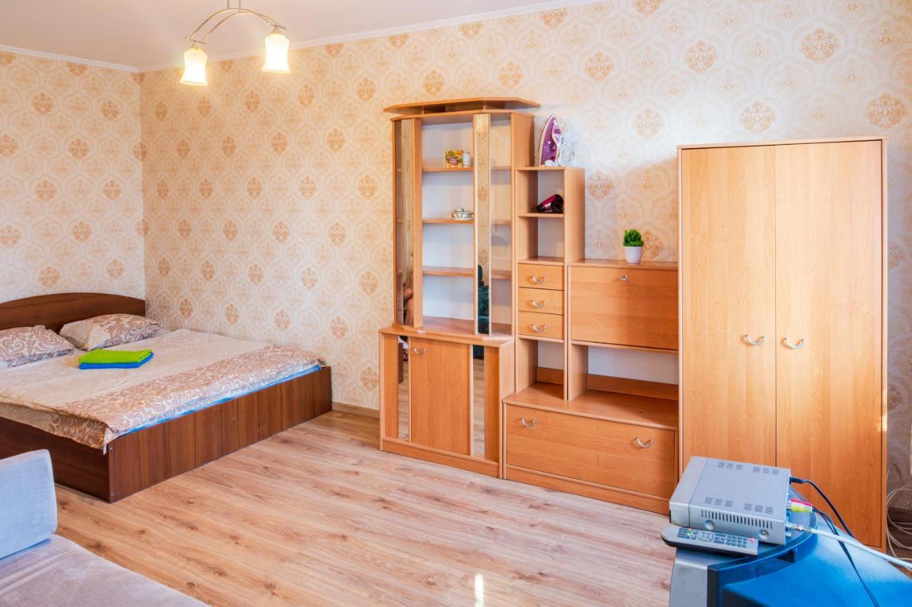Квартира По Улице Федорова 1 Kiev Dış mekan fotoğraf