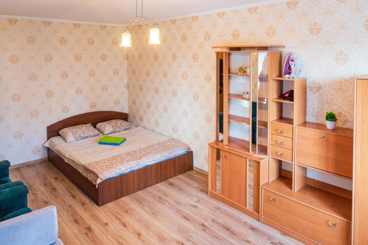 Квартира По Улице Федорова 1 Kiev Dış mekan fotoğraf