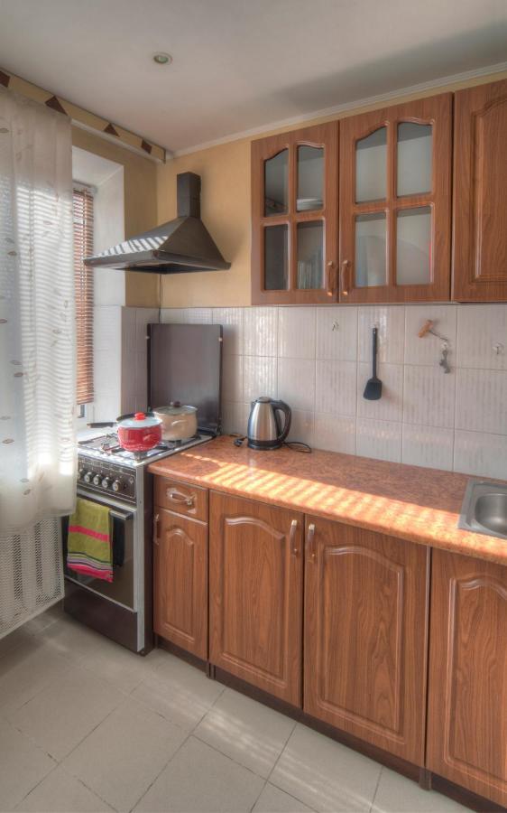 Квартира По Улице Федорова 1 Kiev Dış mekan fotoğraf