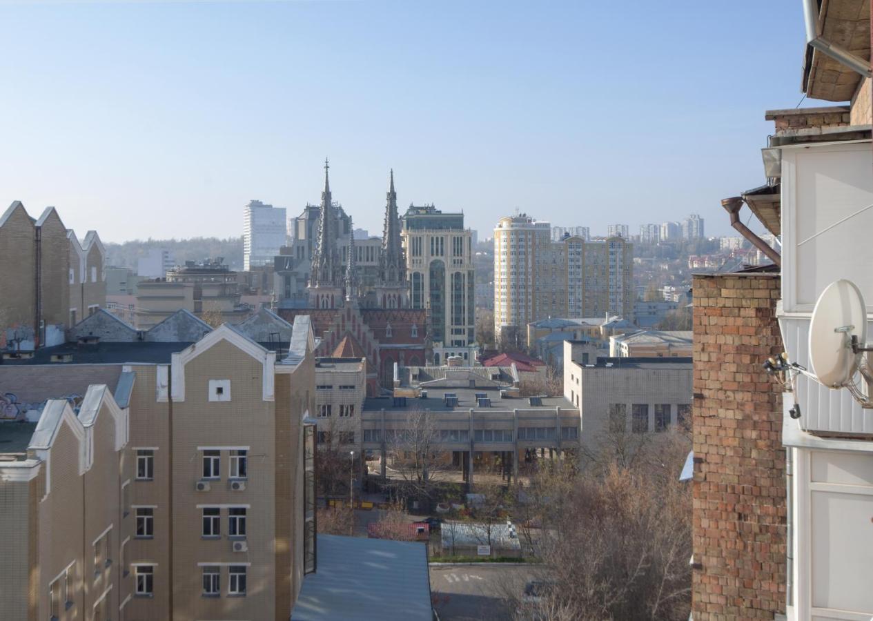 Квартира По Улице Федорова 1 Kiev Dış mekan fotoğraf